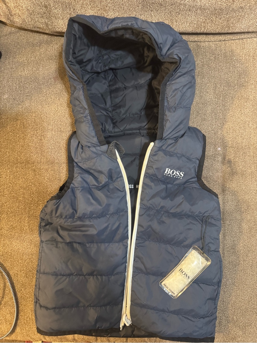 BOSS Kids Reversible Black/ Navy Puffer Hooded Vest size 2 y fits like 2T/3T